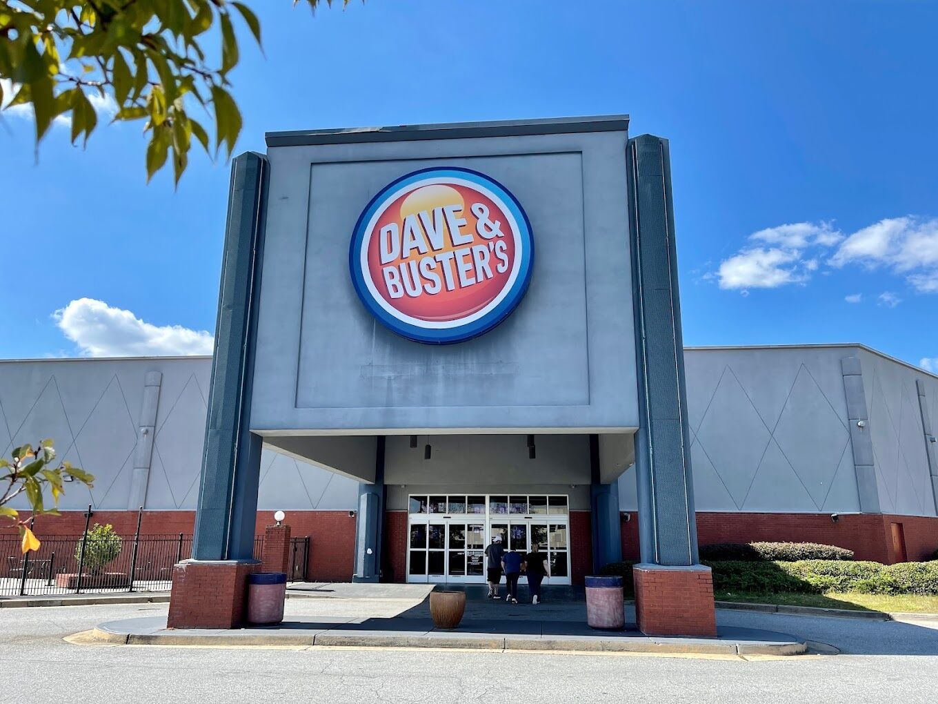 Dave & Buster's